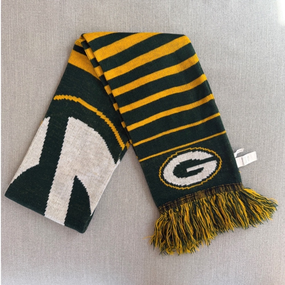 Green Bay Packers Scarf Forever Collectibles NFL Knit Striped Green Gold Fringe